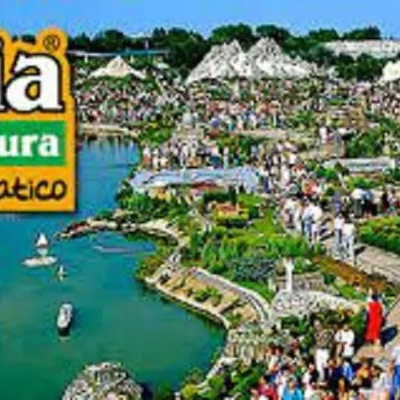 Mipro Mobilhome 5 Hébergement de vacances *